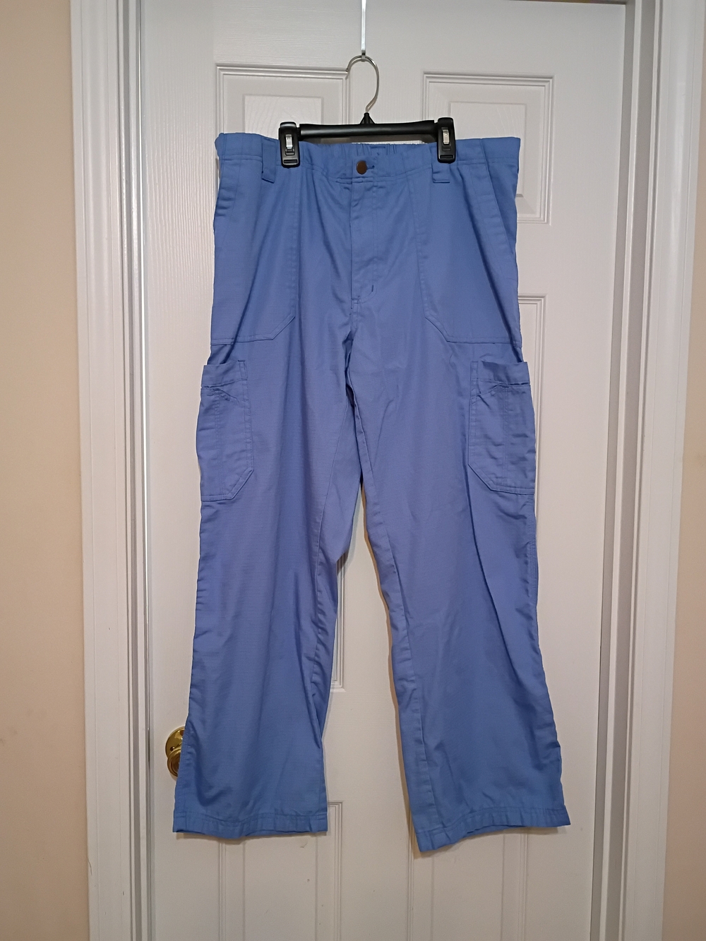 Men's Classic Fit Ripstop Boot Cut 8-Pocket Cargo Pant Scrubs